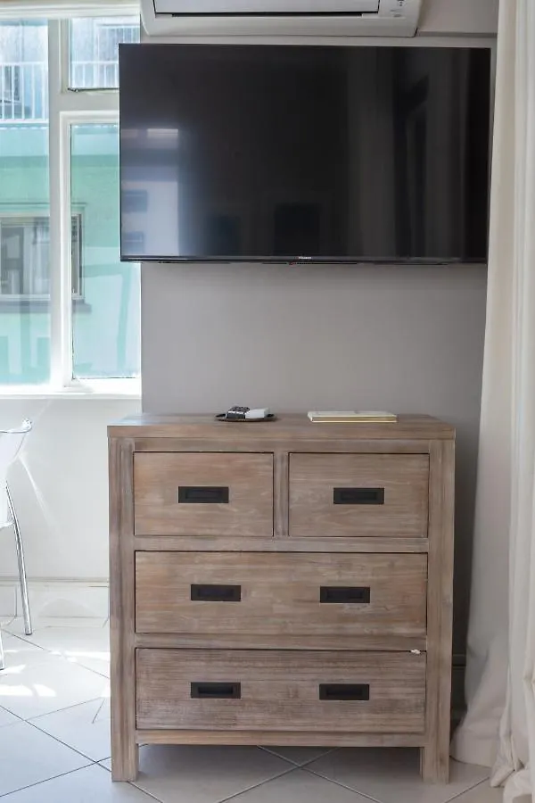 Cosy And Classy Sea Point Apartment Κέιπ Τάουν