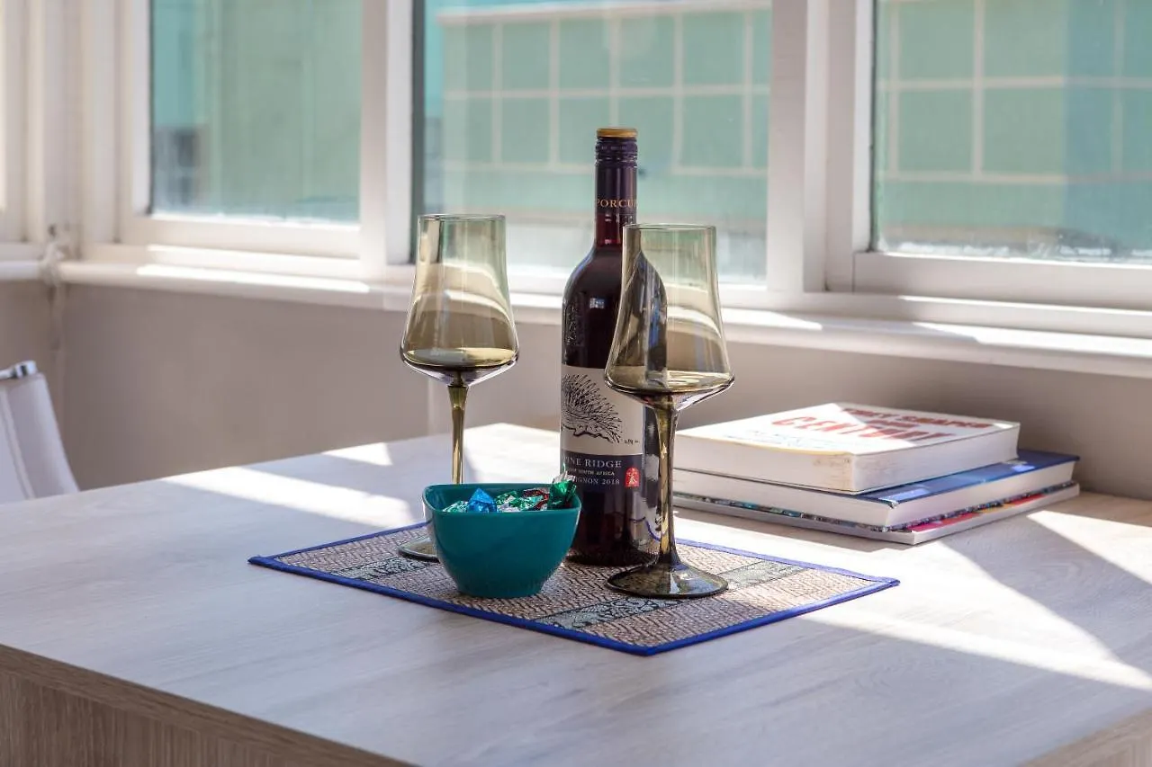 Cosy And Classy Sea Point Apartment Κέιπ Τάουν Νότια Αφρική