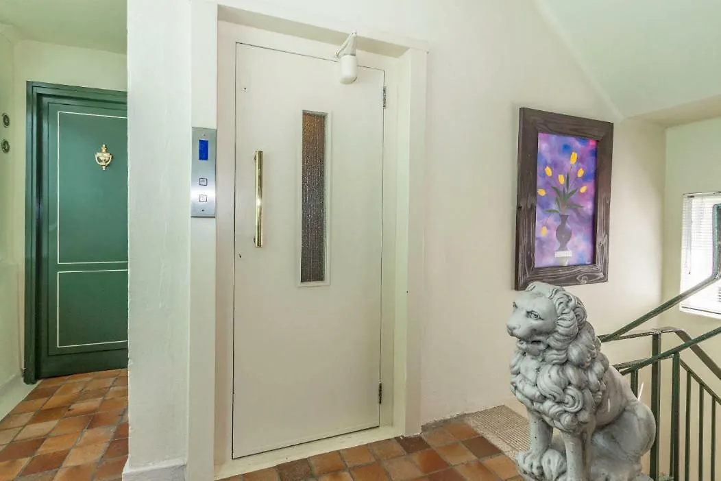 Cosy And Classy Sea Point Apartment Κέιπ Τάουν