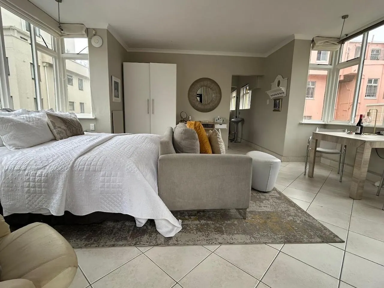 Cosy And Classy Sea Point Apartment Cape Town 0*,  South Africa